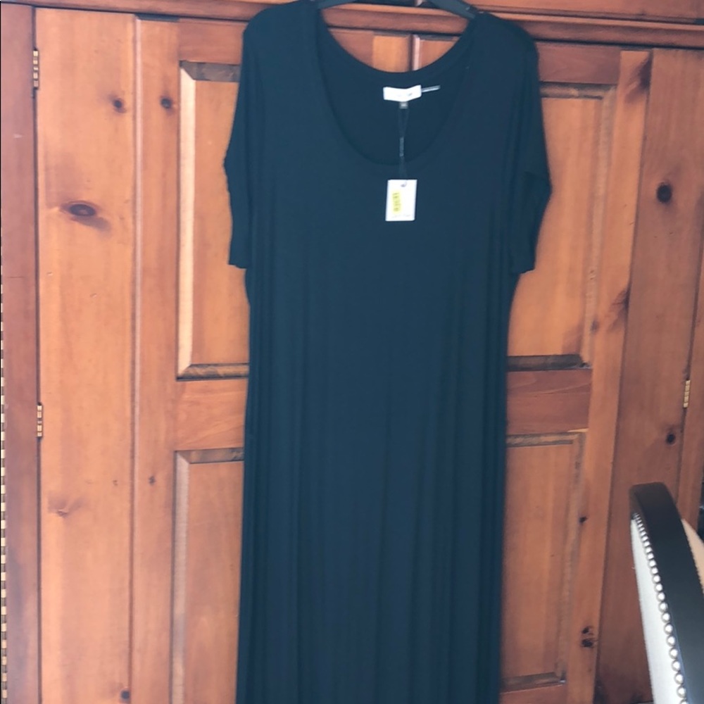 Long black dress